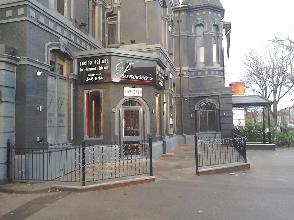 The Dorchester Serviced Apartments Kingston upon Hull Exterior photo